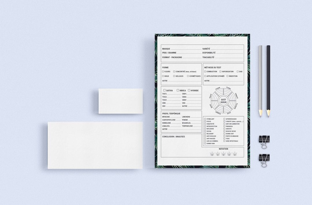 テンプレートを使って稟議書を作成するイメージ